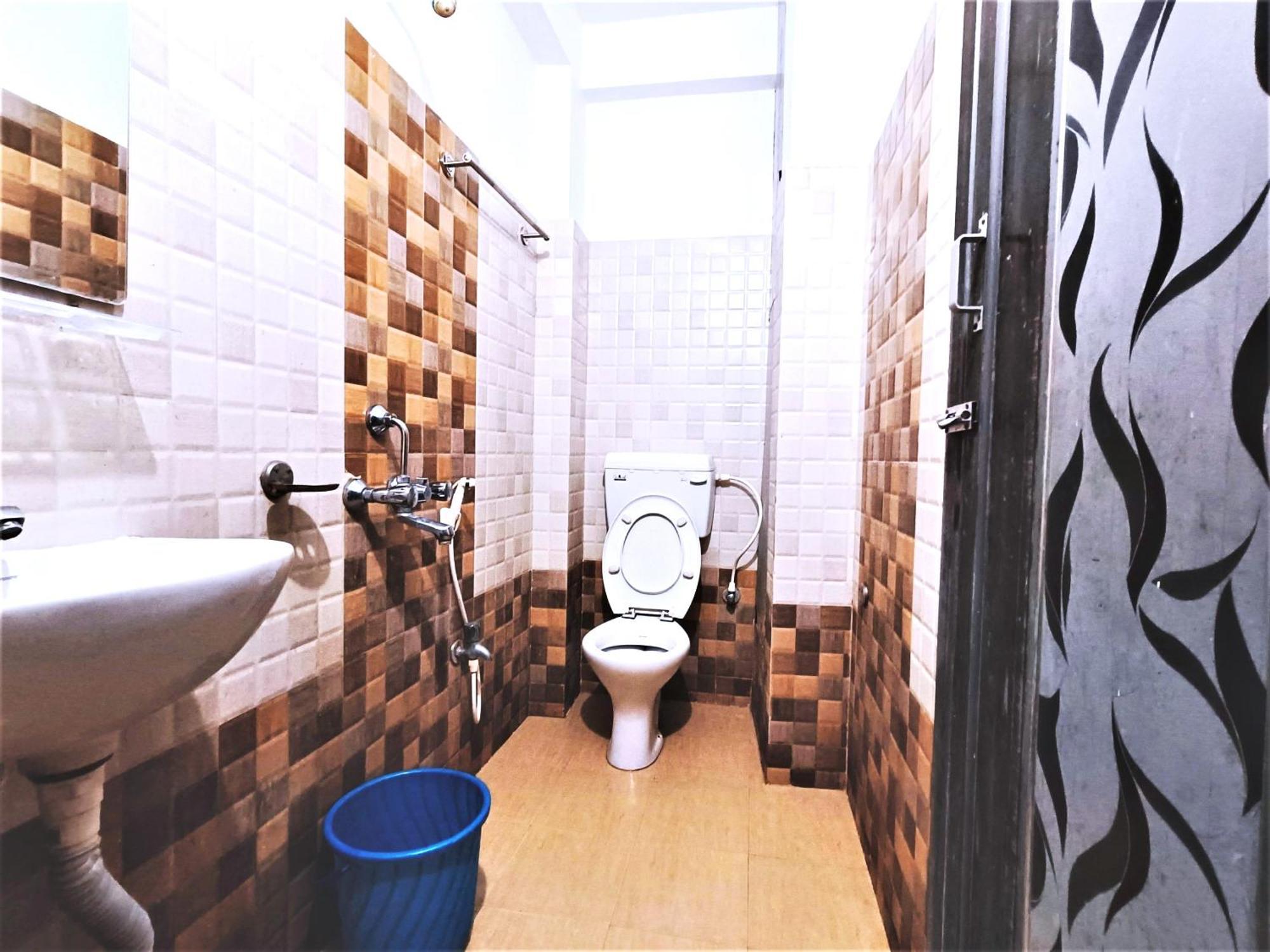 Goroomgo Krishna Residency Puri Near Sea Beach - Spacious Room With Excellent Service Awarded - Best Seller Exterior photo