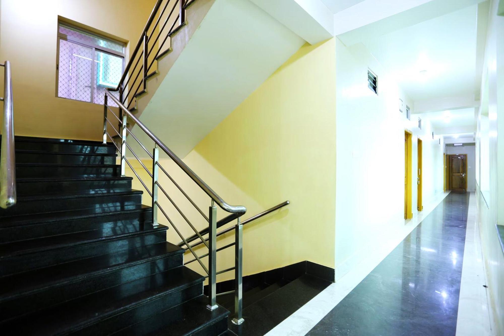 Goroomgo Krishna Residency Puri Near Sea Beach - Spacious Room With Excellent Service Awarded - Best Seller Exterior photo