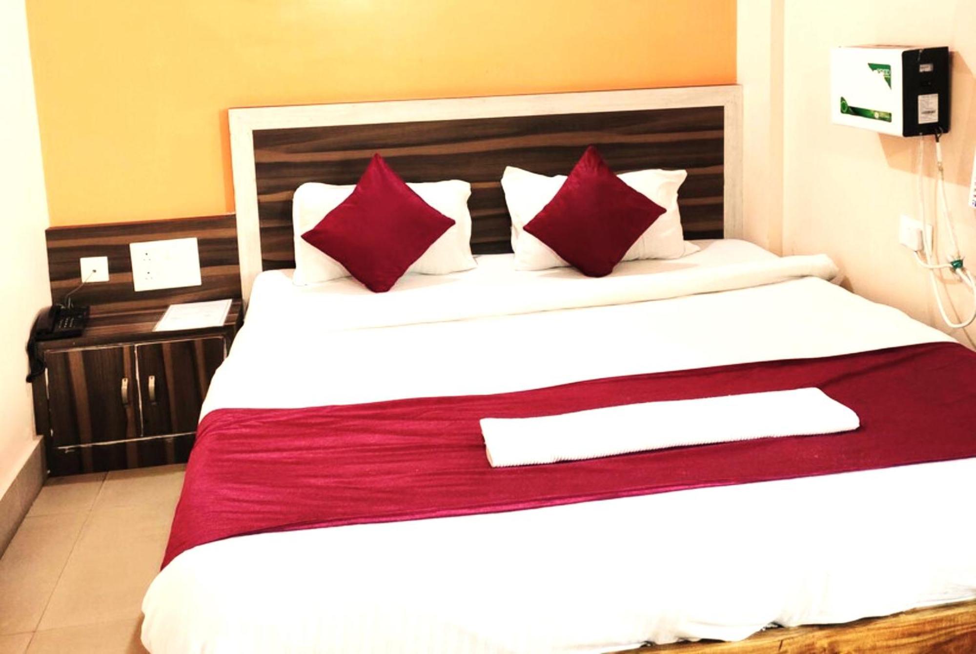 Goroomgo Krishna Residency Puri Near Sea Beach - Spacious Room With Excellent Service Awarded - Best Seller Exterior photo