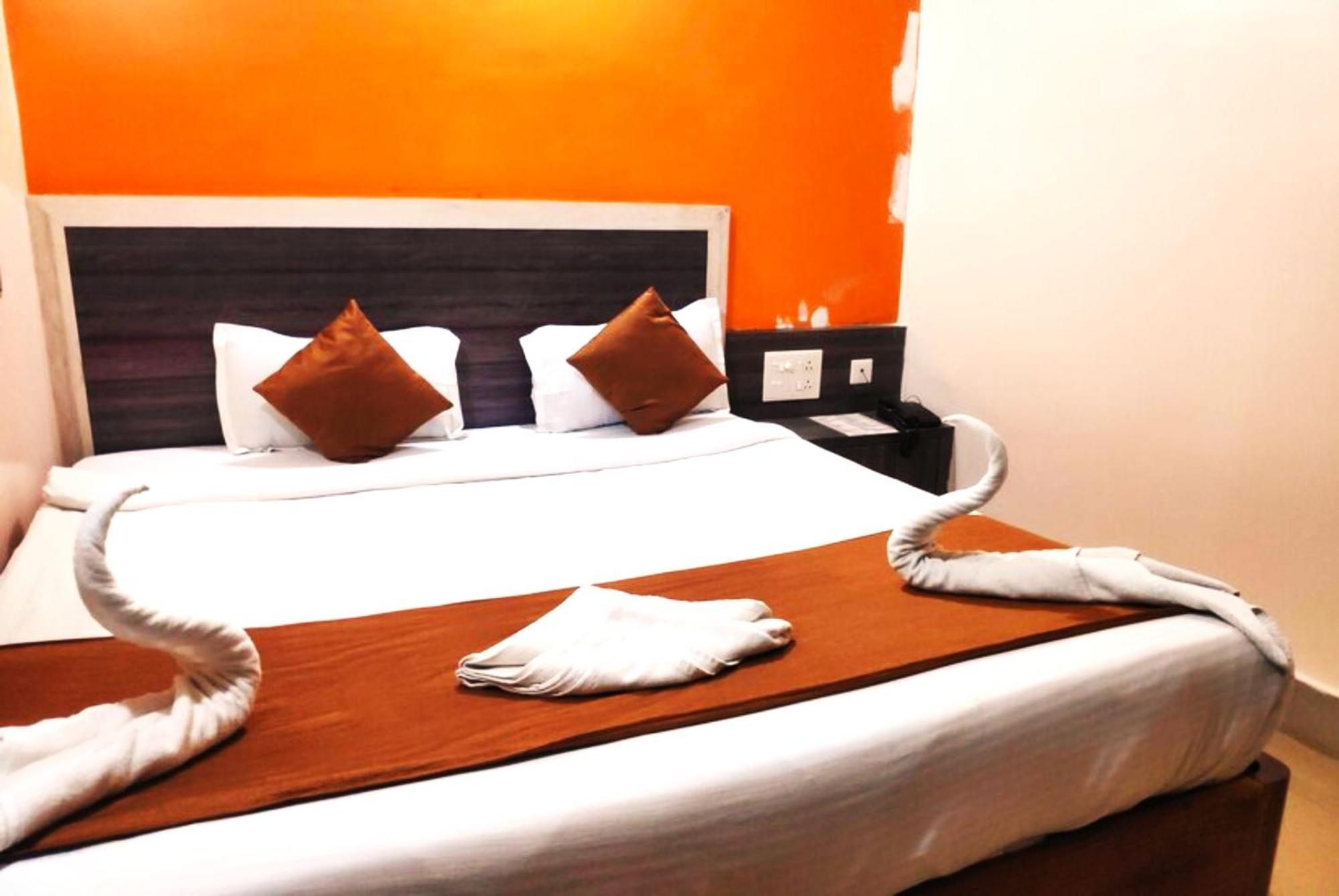 Goroomgo Krishna Residency Puri Near Sea Beach - Spacious Room With Excellent Service Awarded - Best Seller Exterior photo
